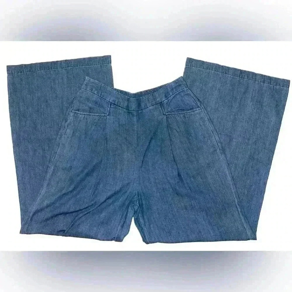 BCBG Denim Wide leg Trouser-Pull on elastic waist Size Small NWT - Picture 2 of 5